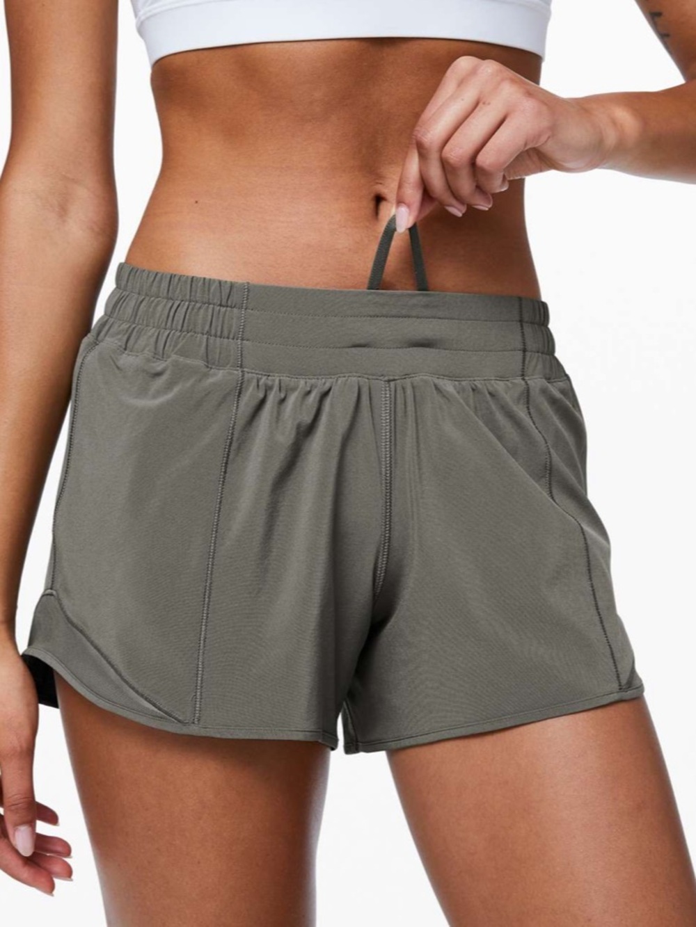 Lululemon Hotty Hot Short II *Long 4"